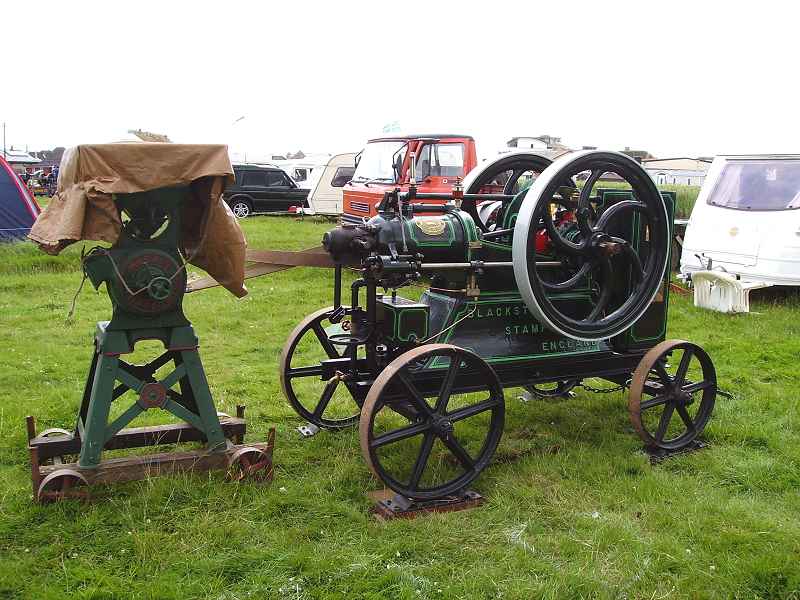 Stationary engine
