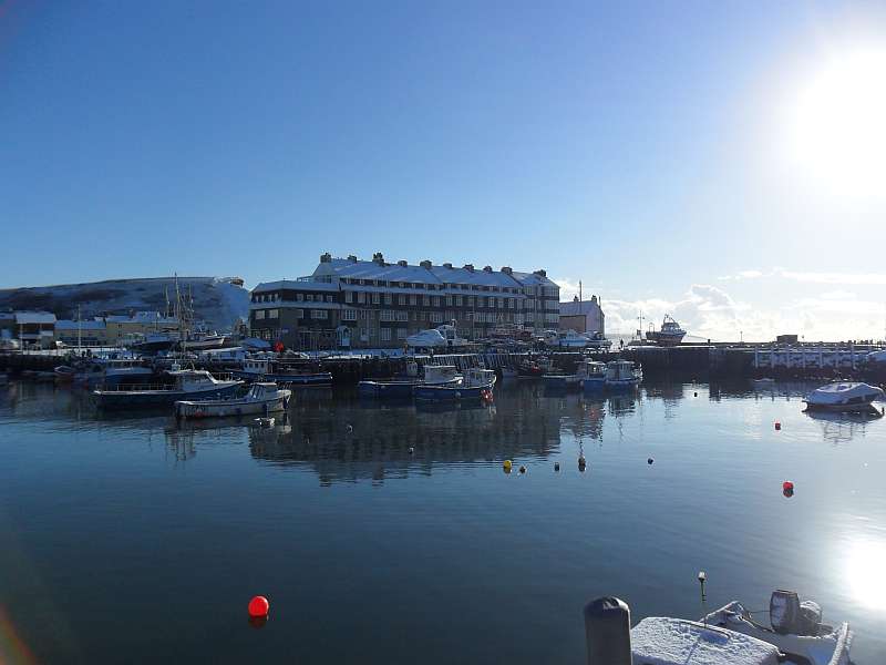 West Bay in the Snow, Pier Terrace