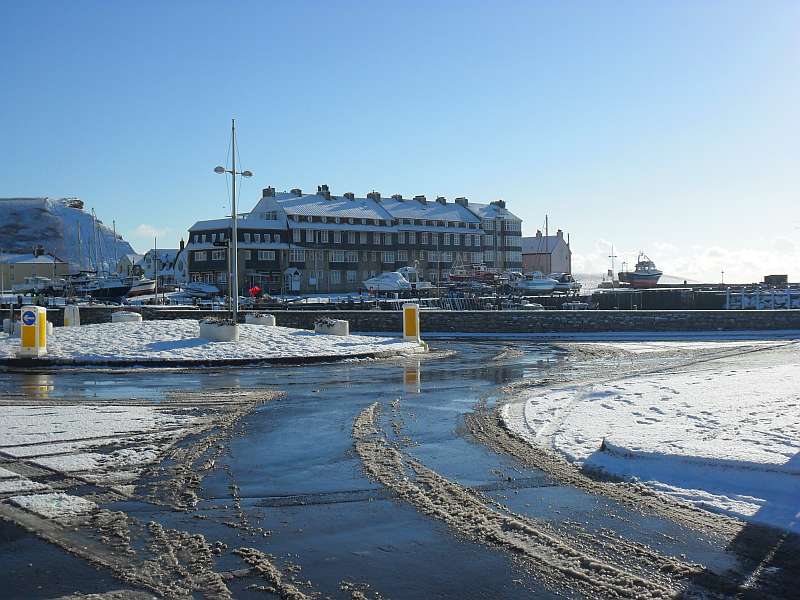 West Bay in the Snow, Pier Terrace from the Roundabout